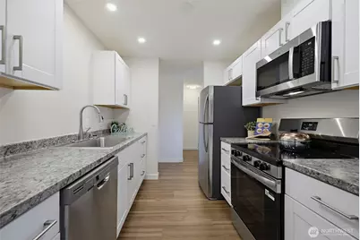 7064 35th Avenue NE #24, Seattle, WA 98115 - Photo 11