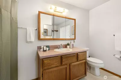 21 NE Admiral Drive, Belfair, WA 98528 - Photo 17