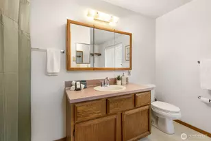 21 NE Admiral Dr, Belfair, WA 98528 - Photo 17