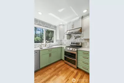 1093 SE St Patrick Court, Port Orchard, WA 98367 - Photo 11