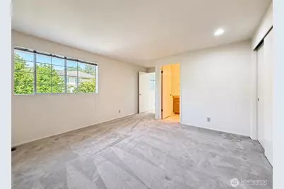 2009 Mill Pointe Drive SE, Bothell, WA 98012 - Photo 37