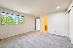 2009 Mill Pointe Dr SE, Bothell, WA 98012 - Photo 37