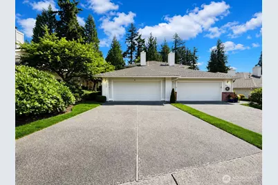 2009 Mill Pointe Drive SE, Bothell, WA 98012 - Photo 1