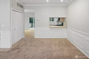 14868 SE 16th St, Bellevue, WA 98007 - Photo 9