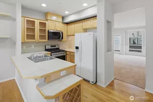 14868 SE 16th St, Bellevue, WA 98007 - Photo 3