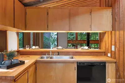 3940 Henderson Boulevard SE, Olympia, WA 98501 - Photo 11