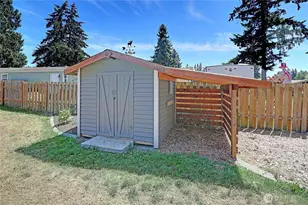 663 Chapman Rd, Camano Island, WA 98282 - Photo 21
