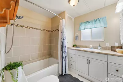 1031 SE Scenic View Drive, College Place, WA 99324 - Photo 13