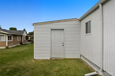 1031 SE Scenic View Drive, College Place, WA 99324 - Photo 17