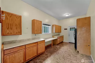 3217 Locust Avenue, Bellingham, WA 98225 - Photo 27