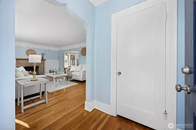 1216 Burwell St, Bremerton, WA 98337 - Photo 5