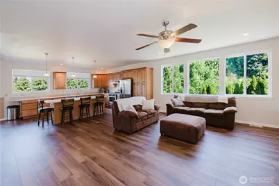235 NW Bunker Hill Ln W, Bremerton, WA 98311 - Photo 9