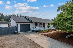 108 Sunnyside Dr, Centralia, WA 98531 - Photo 5