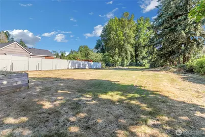 970 Johns Road E, Tacoma, WA 98445 - Photo 21