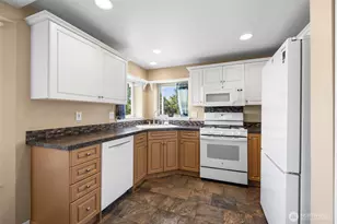 306 S 28th St, Mount Vernon, WA 98274 - Photo 11
