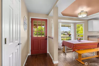306 S 28th Street, Mount Vernon, WA 98274 - Photo 7