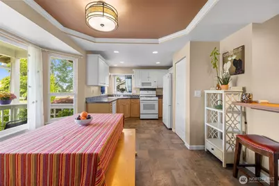306 S 28th Street, Mount Vernon, WA 98274 - Photo 9