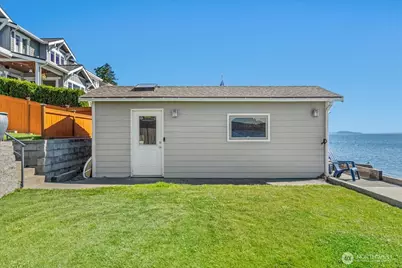 1920 Day Island Boulevard W, University Place, WA 98466 - Photo 11
