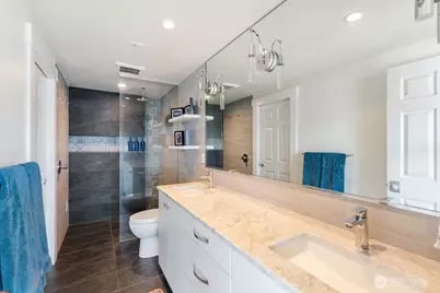 1920 Day Island Boulevard W, University Place, WA 98466 - Photo 39