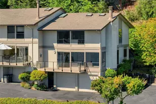 3140 Sahali Dr, Bremerton, WA 98310 - Photo 1