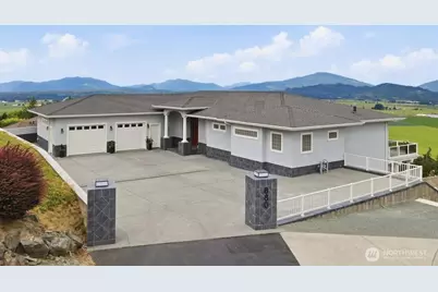 880 Bella Vista Lane, Burlington, WA 98233 - Photo 1
