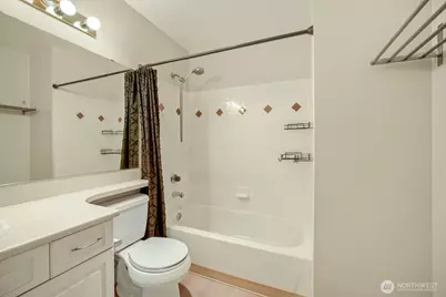 18501 SE Newport Way #M352, Issaquah, WA 98027 - Photo 11