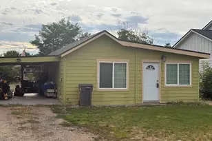 9 Freemont Ave, Rock Island, WA 98850 - Photo 1