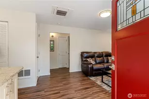 9111 Newgrove Ave SW, Lakewood, WA 98498 - Photo 3