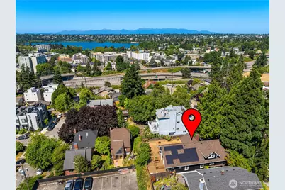 907 NE 72nd Street, Seattle, WA 98115 - Photo 37