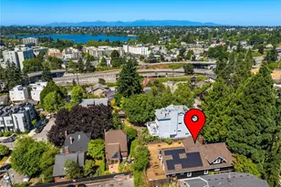 907 NE 72nd St, Seattle, WA 98115 - Photo 37