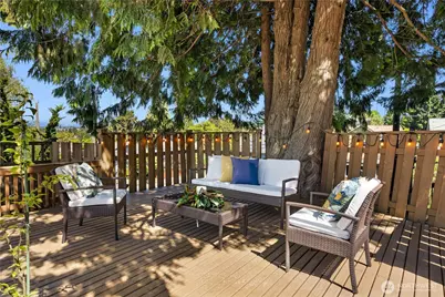 907 NE 72nd Street, Seattle, WA 98115 - Photo 31