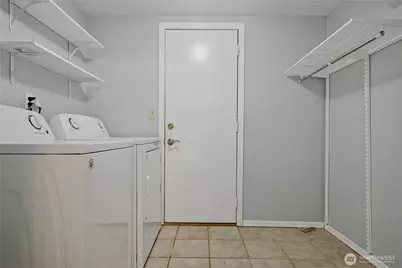 16119 SE 31st St, Bellevue, WA 98008 - Photo 29