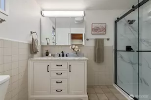 510 N 138th St, Seattle, WA 98133 - Photo 9