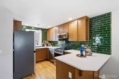 227 24th Avenue E #B, Seattle, WA 98112 - Photo 5