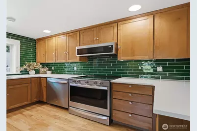 227 24th Avenue E #B, Seattle, WA 98112 - Photo 3