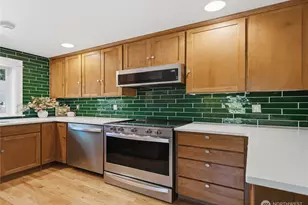 227 24th Ave E, Seattle, WA 98112 - Photo 3