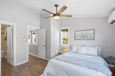 227 24th Avenue E #B, Seattle, WA 98112 - Photo 19