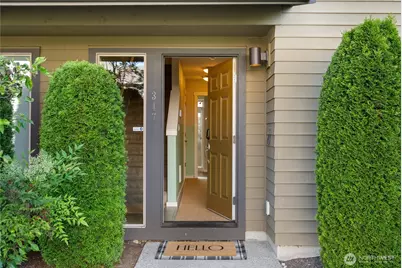 347 Chelan Avenue NE, Renton, WA 98059 - Photo 3