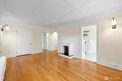 1640 18th Avenue #6, Seattle, WA 98122 - Photo 9