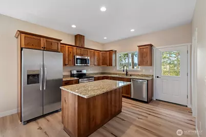 945 NW Heller Street #A1, Oak Harbor, WA 98277 - Photo 11