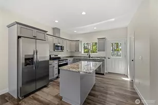 945 NW Heller St, Oak Harbor, WA 98277 - Photo 21