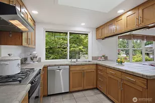 16653 157th Ave SE, Renton, WA 98058 - Photo 15