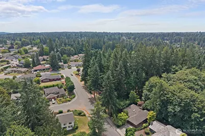 16653 157th Avenue SE, Renton, WA 98058 - Photo 39