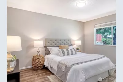 411 213th Place SW #12A, Bothell, WA 98021 - Photo 9