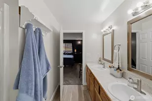 141 E Village View Dr, Allyn, WA 98524 - Photo 21