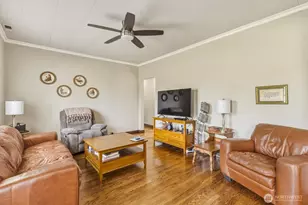 2102 Mt Brynion Rd, Kelso, WA 98626 - Photo 5