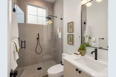 10223 NE 24th Street, Bellevue, WA 98004 - Photo 15
