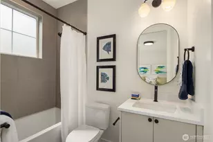 10223 NE 24th St, Bellevue, WA 98004 - Photo 31