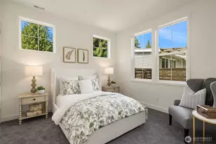 10223 NE 24th St, Bellevue, WA 98004 - Photo 25