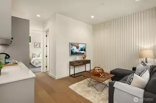 10223 NE 24th St, Bellevue, WA 98004 - Photo 13